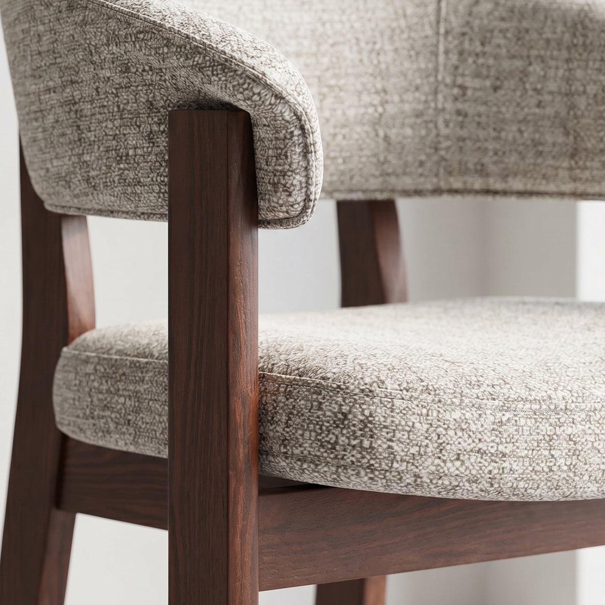 COLAMY HALO Luxe Fully Assembled Upholstered Dining Chair